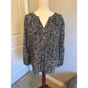 NWOT Old Navy Leopard Animal Print Button Long Sleeve Blouse - Size XL - 613827